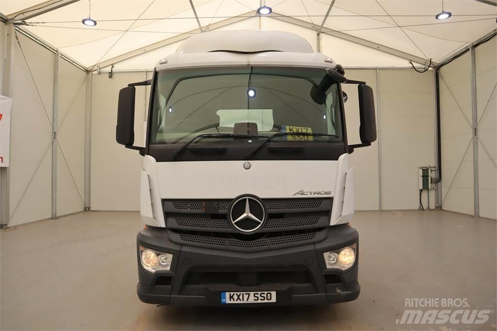 Mercedes-Benz Actros 1840 Conventional Trucks / Tractor Trucks