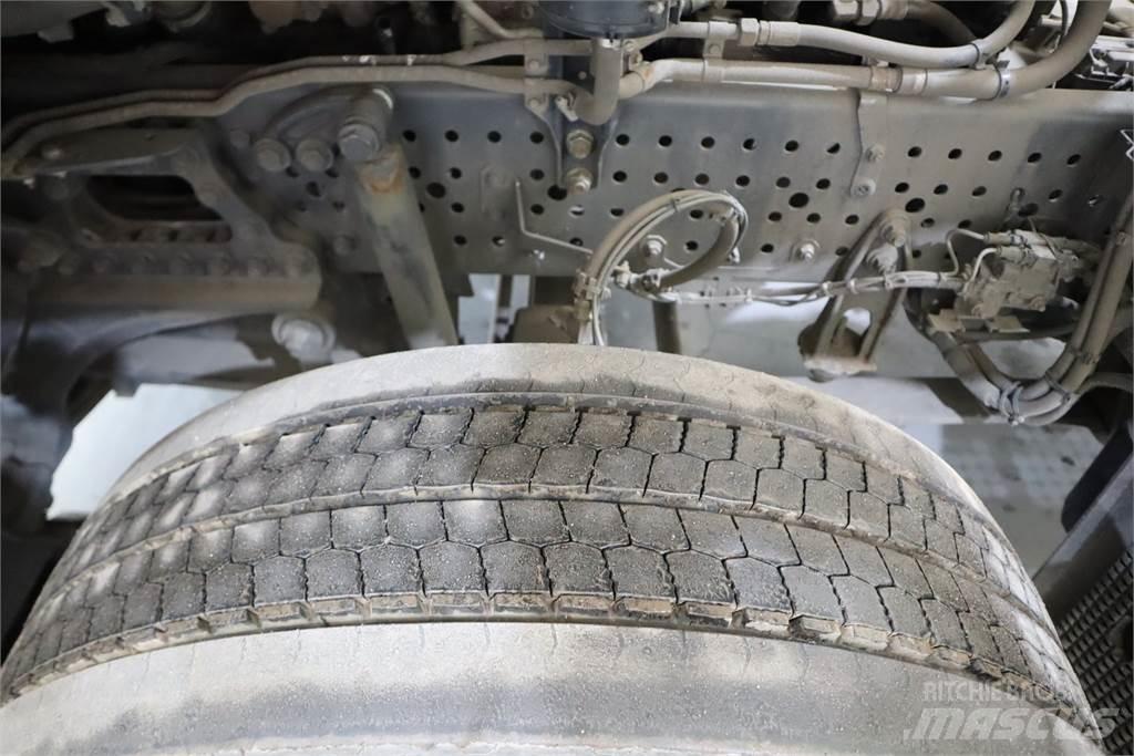 Mercedes-Benz Actros 1840 Conventional Trucks / Tractor Trucks