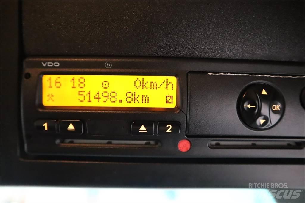 Mercedes-Benz Actros 1840 Conventional Trucks / Tractor Trucks