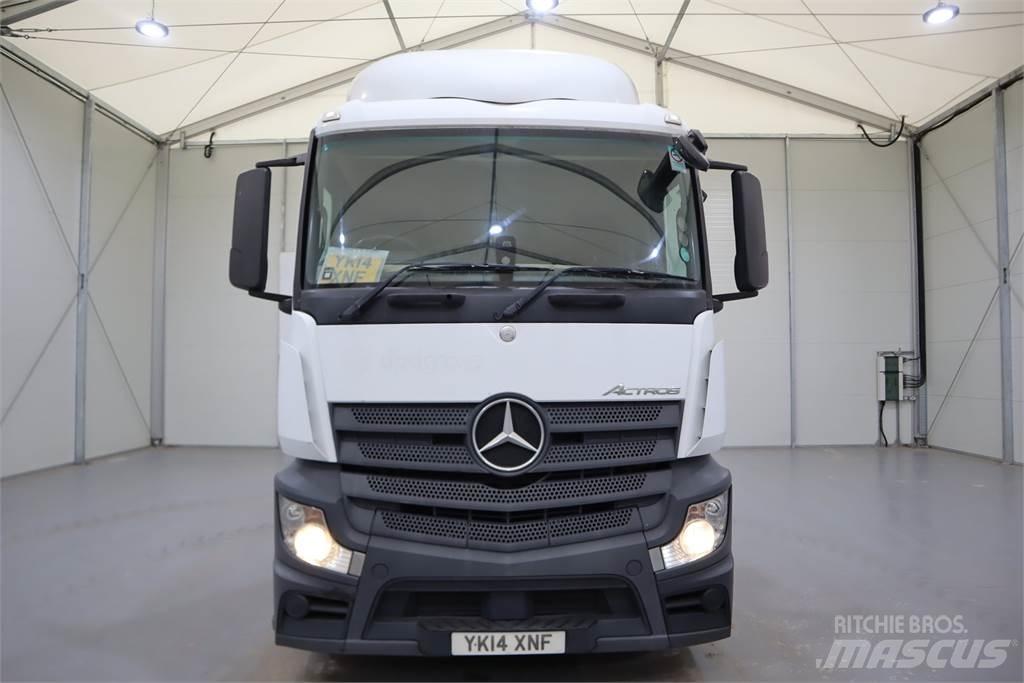 Mercedes-Benz Actros 1840 Conventional Trucks / Tractor Trucks