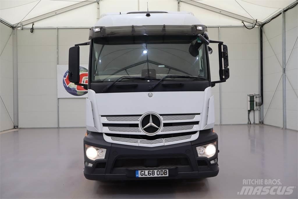 Mercedes-Benz Actros 1840 Conventional Trucks / Tractor Trucks