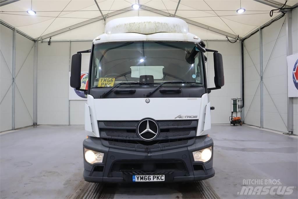 Mercedes-Benz Actros 1840 Conventional Trucks / Tractor Trucks