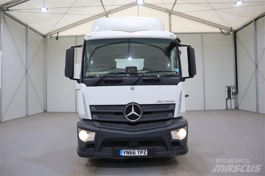 Mercedes-Benz Actros 1840 Conventional Trucks / Tractor Trucks