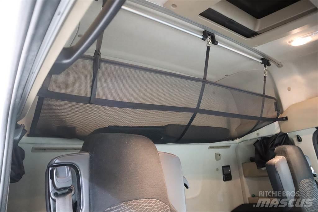 Mercedes-Benz Actros 1840 Conventional Trucks / Tractor Trucks