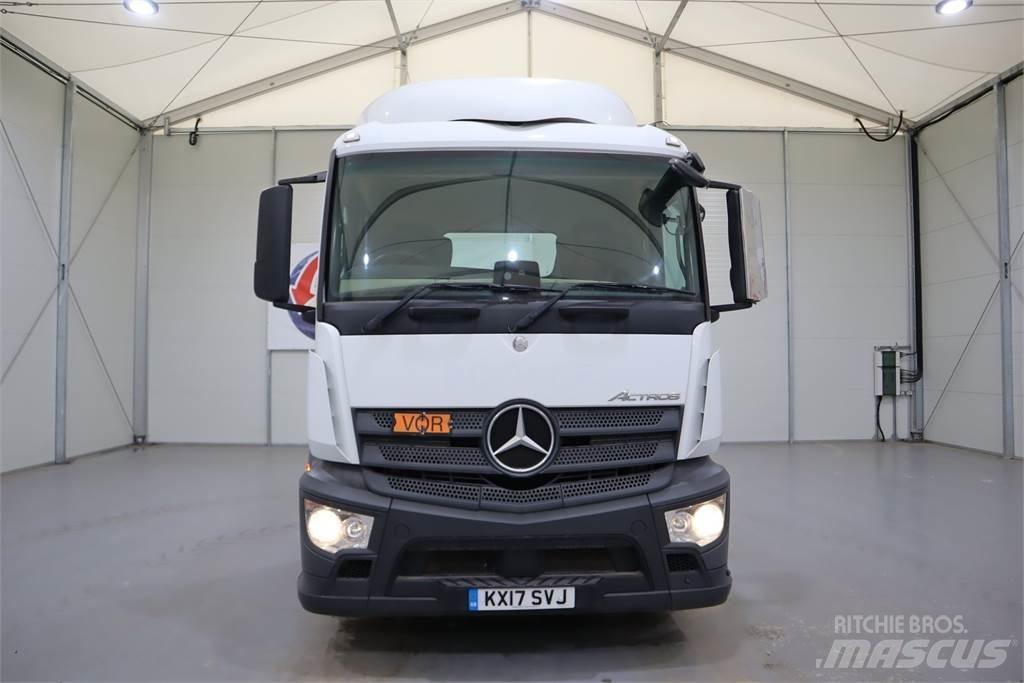 Mercedes-Benz Actros 1840 Conventional Trucks / Tractor Trucks