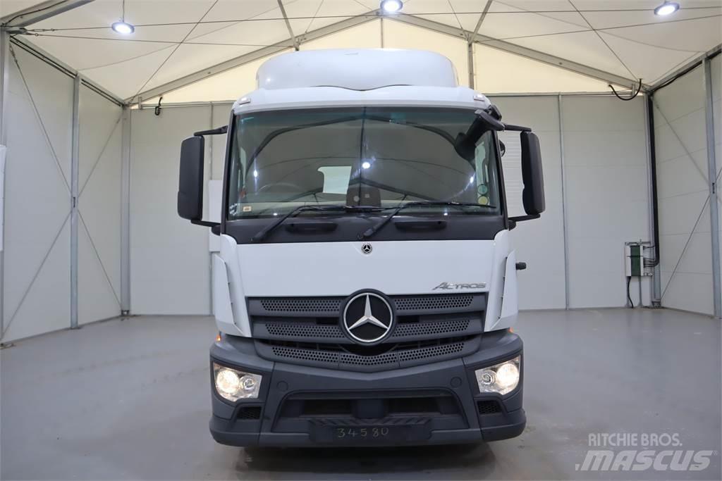 Mercedes-Benz Actros 1840 Conventional Trucks / Tractor Trucks