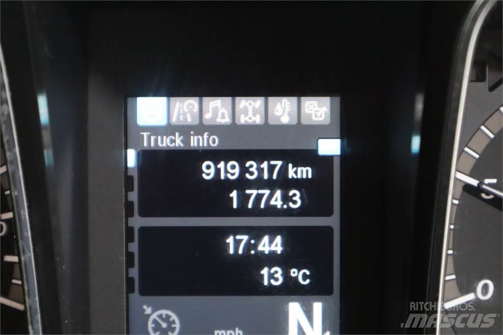 Mercedes-Benz Actros 1840 Conventional Trucks / Tractor Trucks