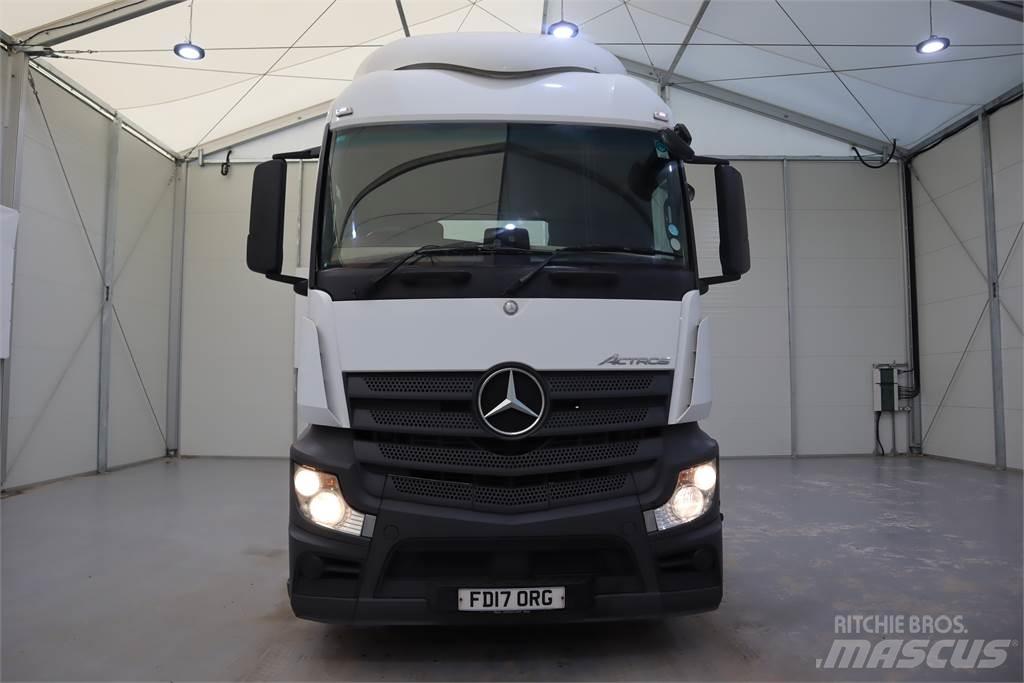 Mercedes-Benz Actros 1840 Conventional Trucks / Tractor Trucks