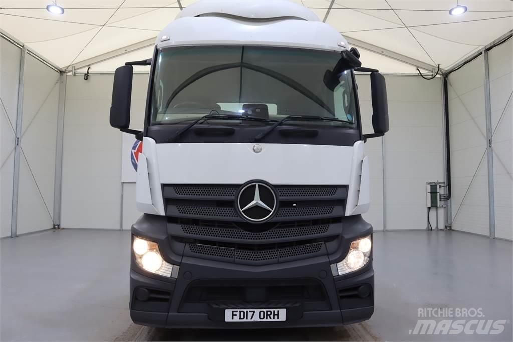 Mercedes-Benz ACTROS 1840 Conventional Trucks / Tractor Trucks