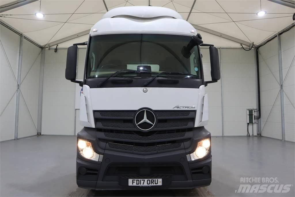 Mercedes-Benz ACTROS 1840 Conventional Trucks / Tractor Trucks