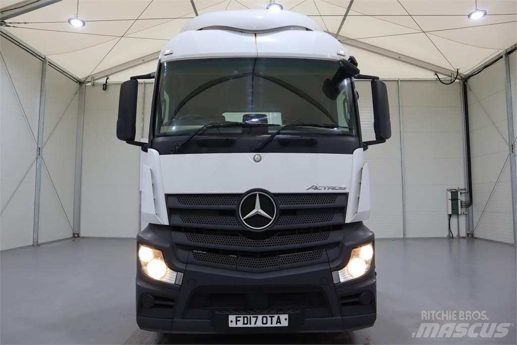 Mercedes-Benz ACTROS 1840 Conventional Trucks / Tractor Trucks