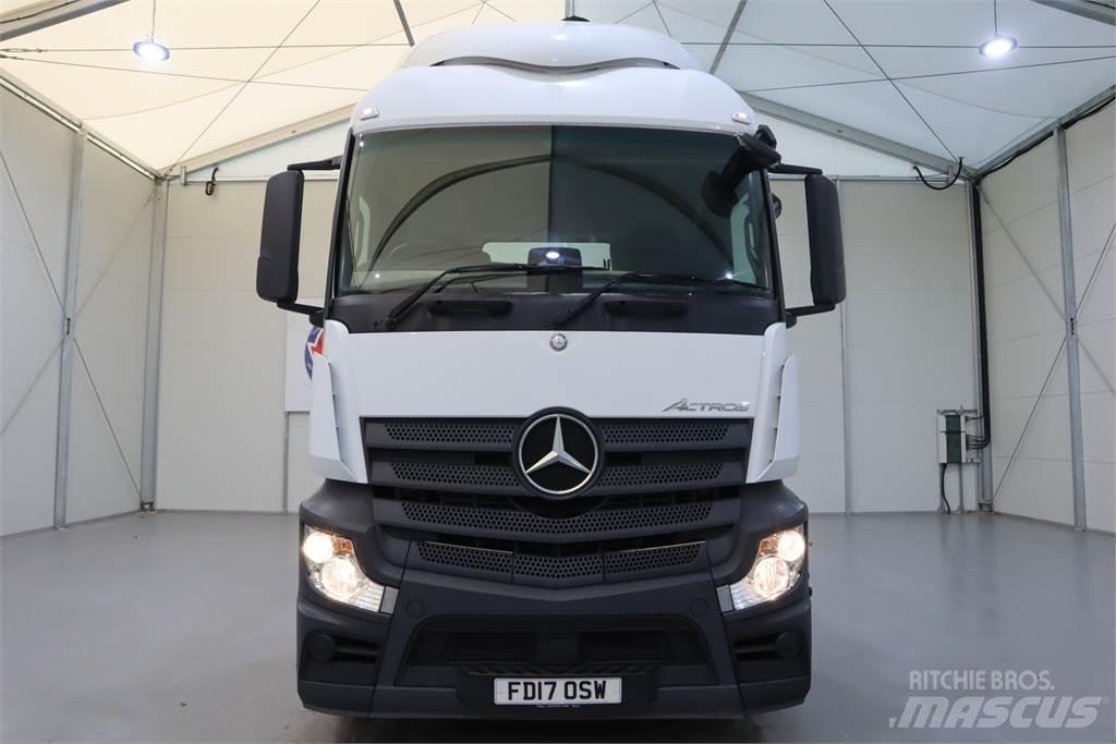 Mercedes-Benz ACTROS 1840 Conventional Trucks / Tractor Trucks