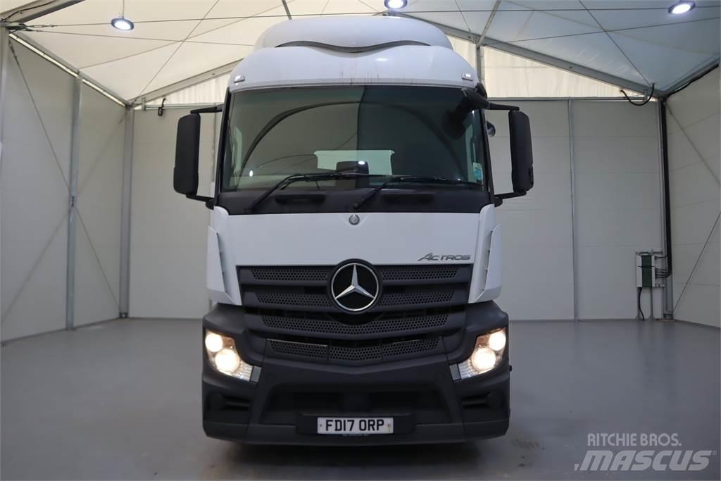 Mercedes-Benz ACTROS 1840 Conventional Trucks / Tractor Trucks