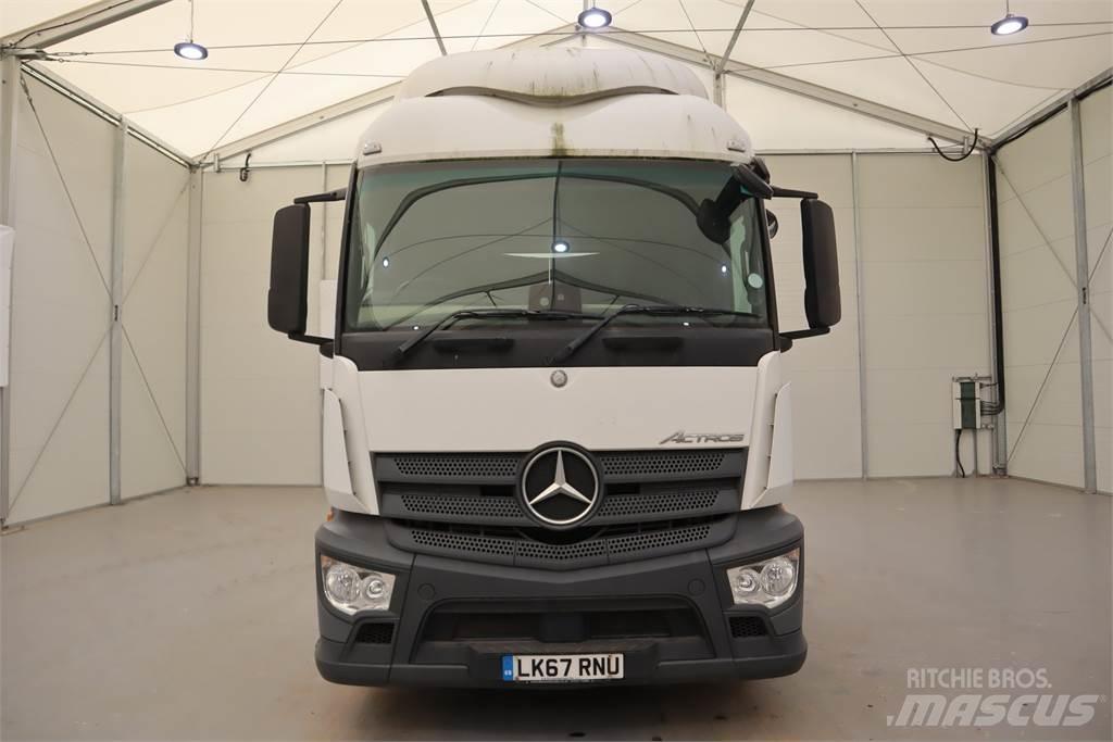 Mercedes-Benz Actros 1843 Conventional Trucks / Tractor Trucks