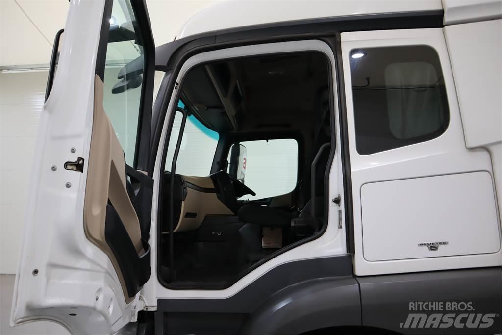 Mercedes-Benz Actros 1843 Conventional Trucks / Tractor Trucks