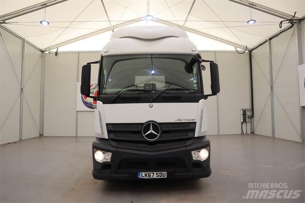 Mercedes-Benz Actros 1843 Conventional Trucks / Tractor Trucks