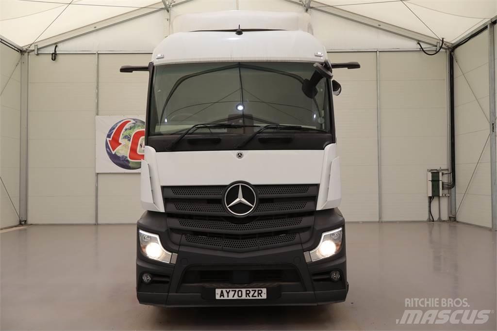 Mercedes-Benz Actros 1845 Conventional Trucks / Tractor Trucks