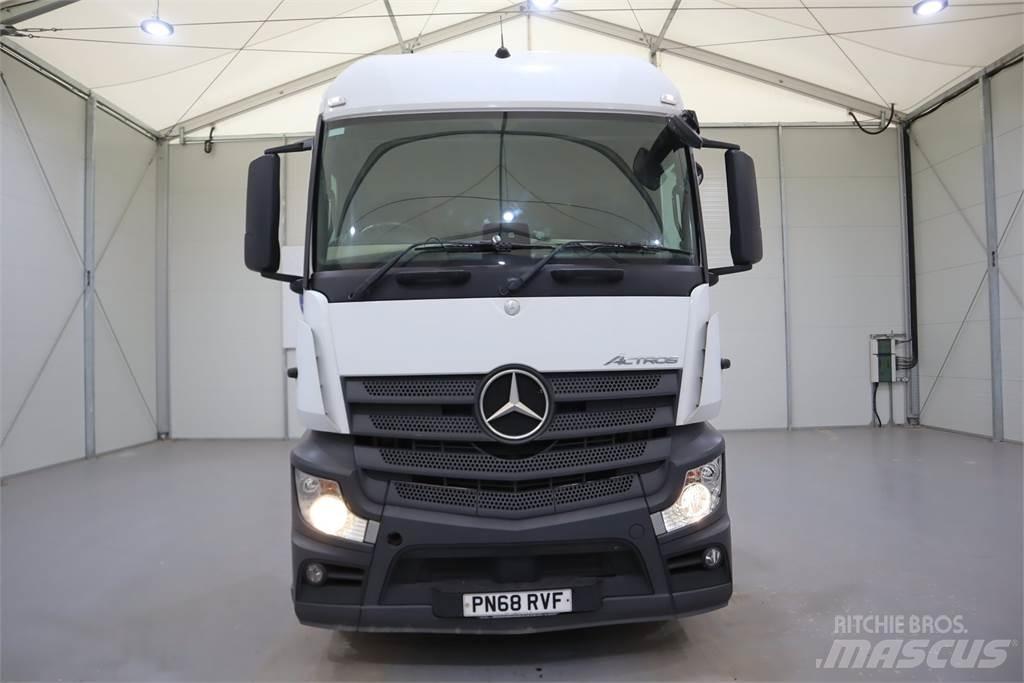 Mercedes-Benz ACTROS 1846 Conventional Trucks / Tractor Trucks