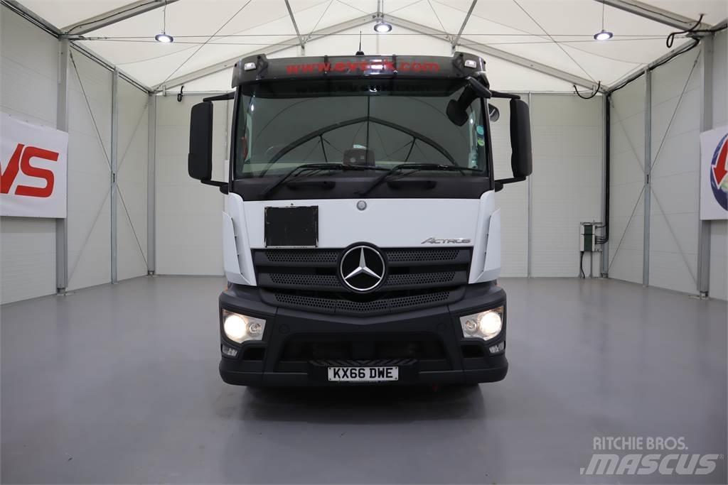 Mercedes-Benz ACTROS 2443 Conventional Trucks / Tractor Trucks