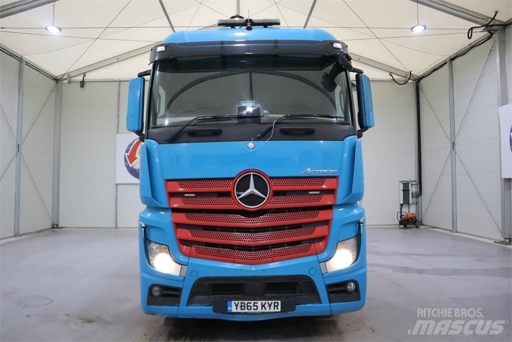 Mercedes-Benz ACTROS 2445 Conventional Trucks / Tractor Trucks