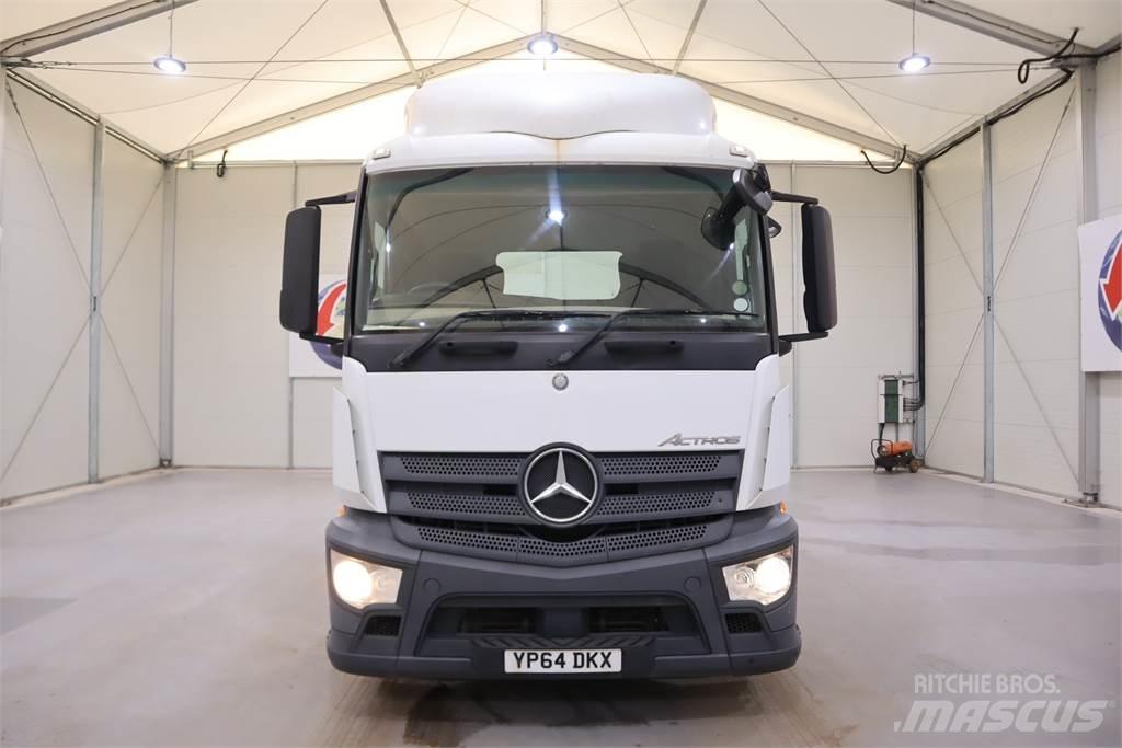 Mercedes-Benz Actros 2540 Conventional Trucks / Tractor Trucks
