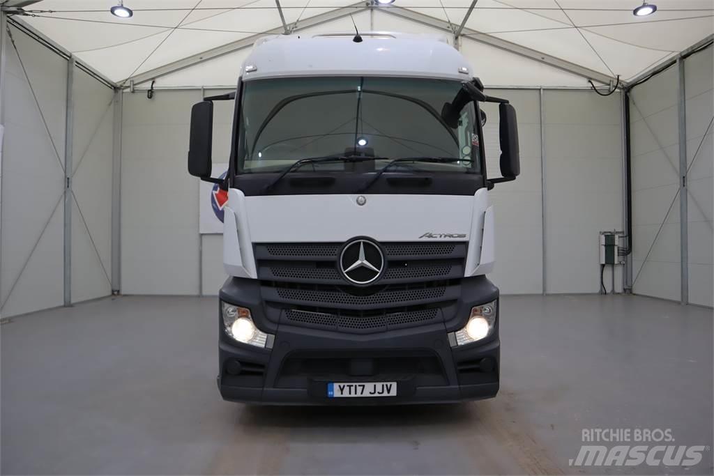 Mercedes-Benz ACTROS 2543 Conventional Trucks / Tractor Trucks