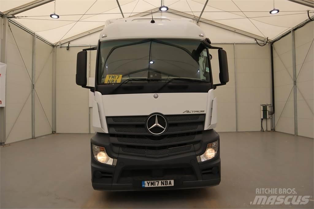 Mercedes-Benz Actros 2543 Conventional Trucks / Tractor Trucks