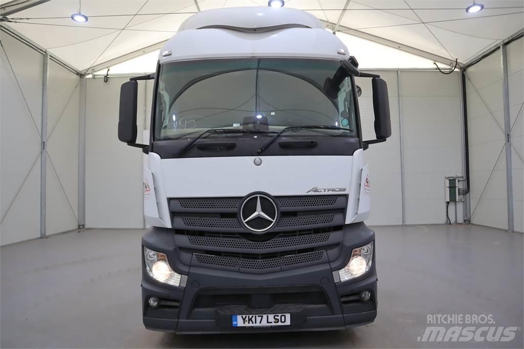 Mercedes-Benz Actros 2543 Conventional Trucks / Tractor Trucks