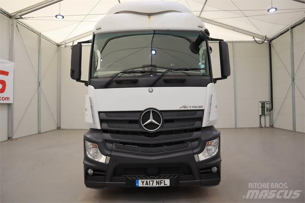 Mercedes-Benz Actros 2543 Conventional Trucks / Tractor Trucks