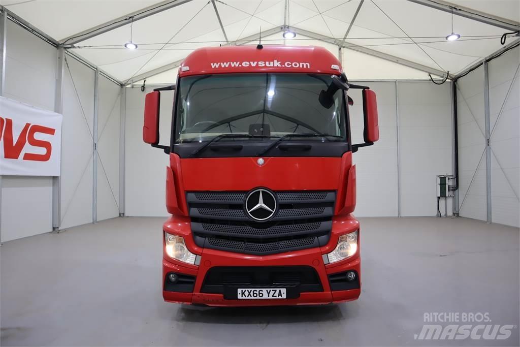 Mercedes-Benz Actros 2543 Conventional Trucks / Tractor Trucks