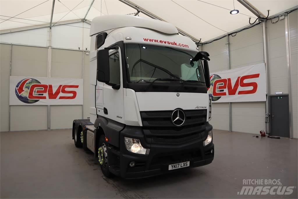 Mercedes-Benz Actros 2543 Conventional Trucks / Tractor Trucks