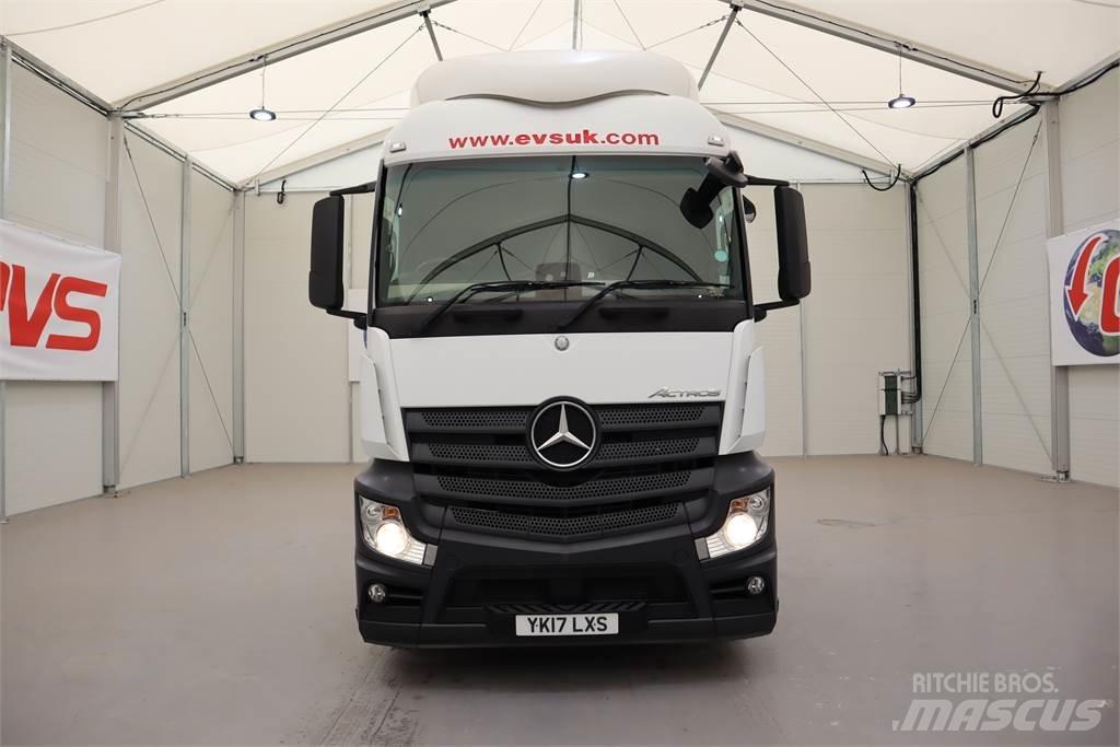 Mercedes-Benz Actros 2543 Conventional Trucks / Tractor Trucks