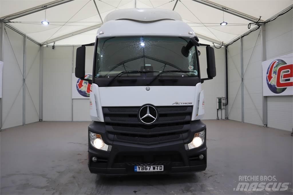 Mercedes-Benz ACTROS 2543 Conventional Trucks / Tractor Trucks