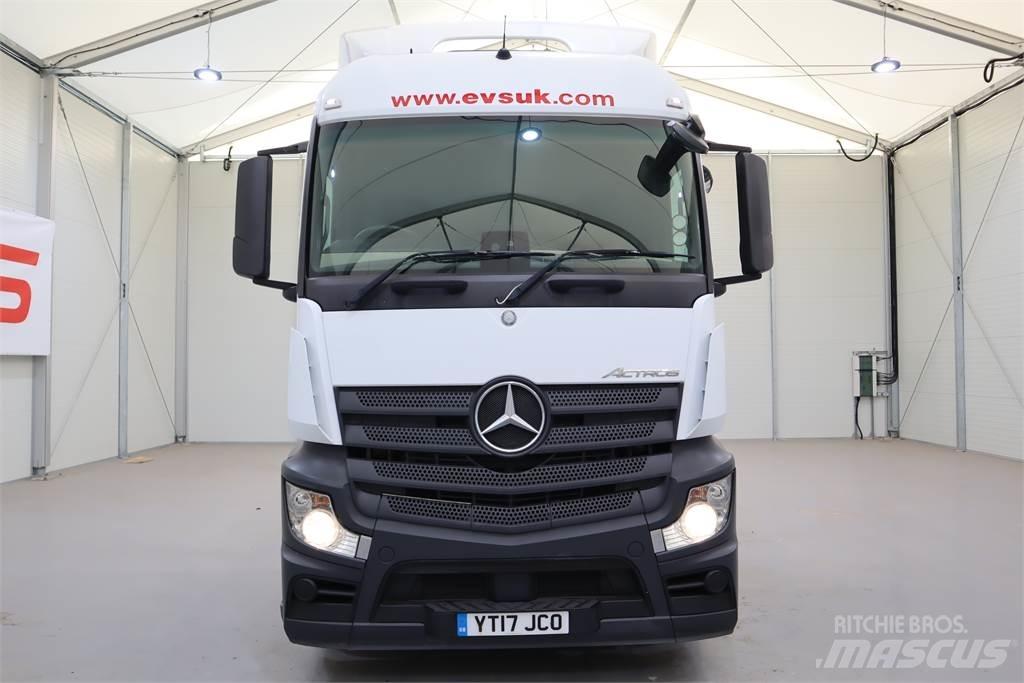 Mercedes-Benz ACTROS 2543 Conventional Trucks / Tractor Trucks