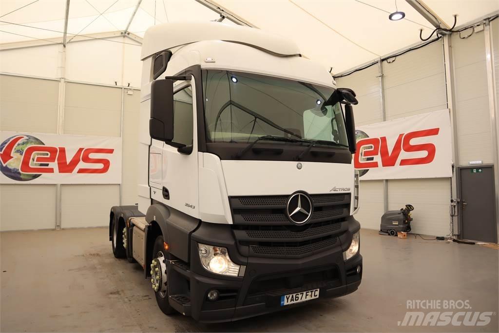 Mercedes-Benz Actros 2543 Conventional Trucks / Tractor Trucks