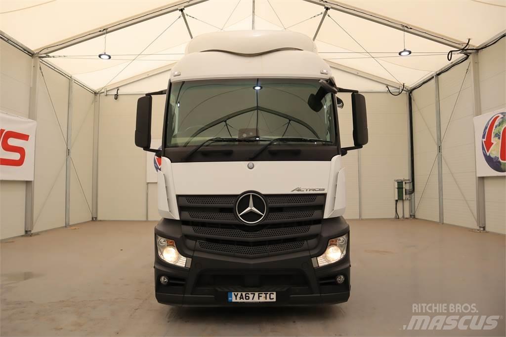 Mercedes-Benz Actros 2543 Conventional Trucks / Tractor Trucks