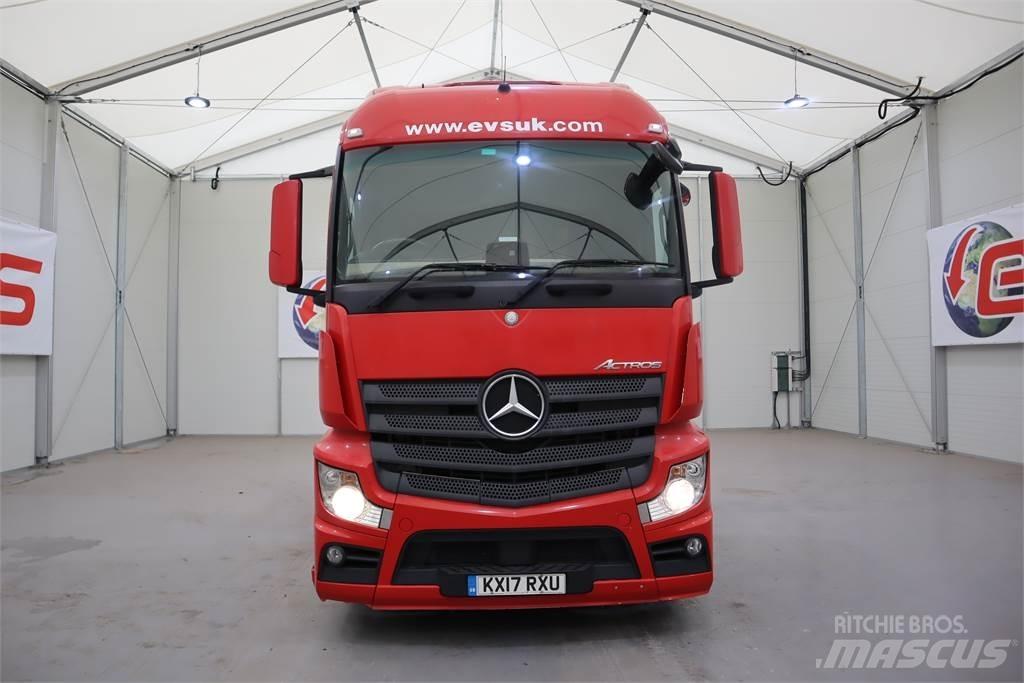 Mercedes-Benz Actros 2543 Conventional Trucks / Tractor Trucks