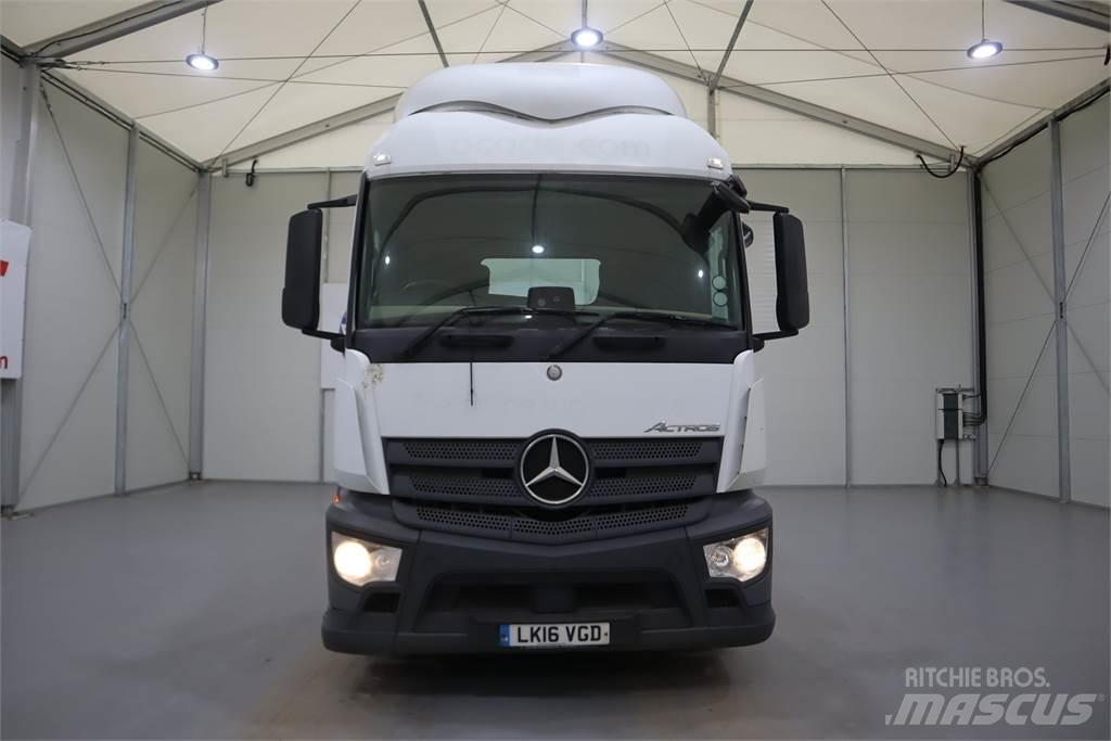 Mercedes-Benz ACTROS 2543 Conventional Trucks / Tractor Trucks