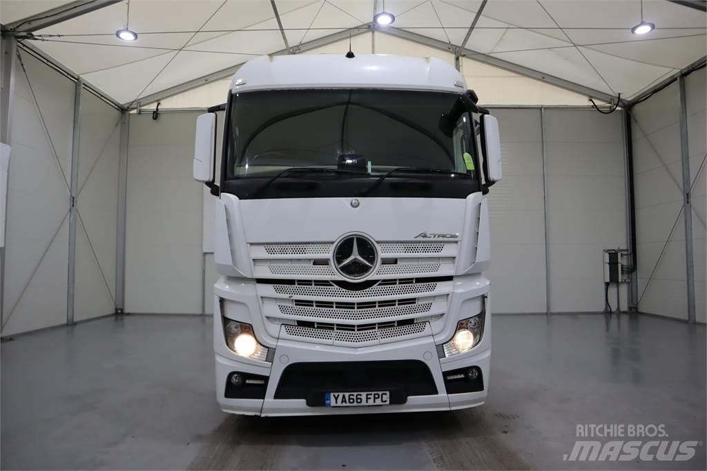 Mercedes-Benz ACTROS 2545 Conventional Trucks / Tractor Trucks