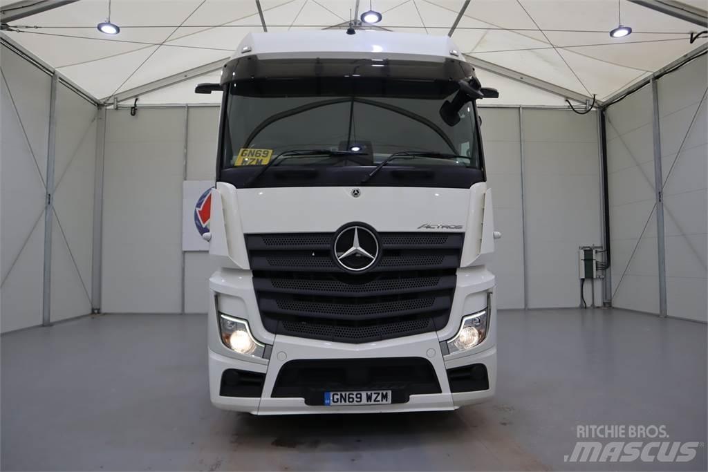 Mercedes-Benz ACTROS 2545 Conventional Trucks / Tractor Trucks