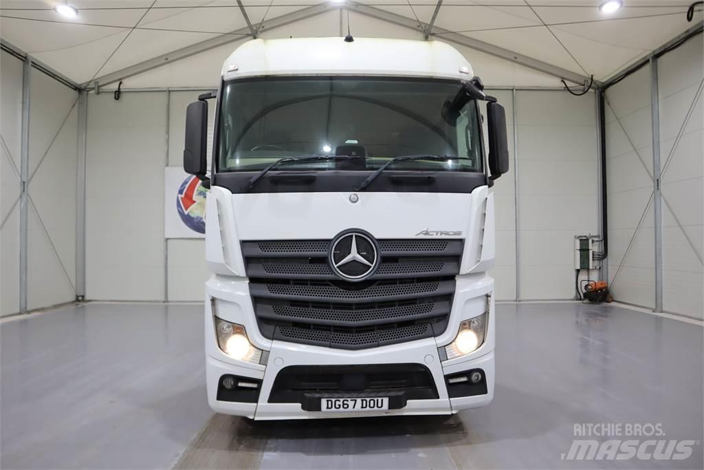 Mercedes-Benz Actros 2545 Conventional Trucks / Tractor Trucks