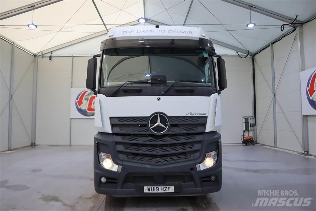 Mercedes-Benz Actros 2545 Conventional Trucks / Tractor Trucks