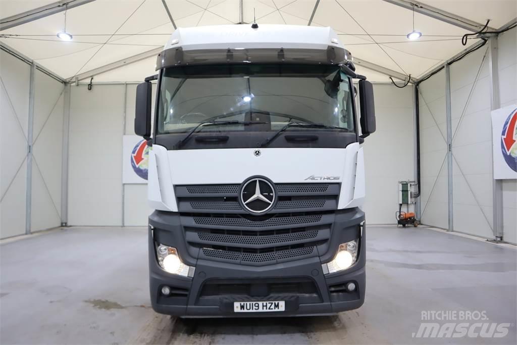 Mercedes-Benz Actros 2545 Conventional Trucks / Tractor Trucks