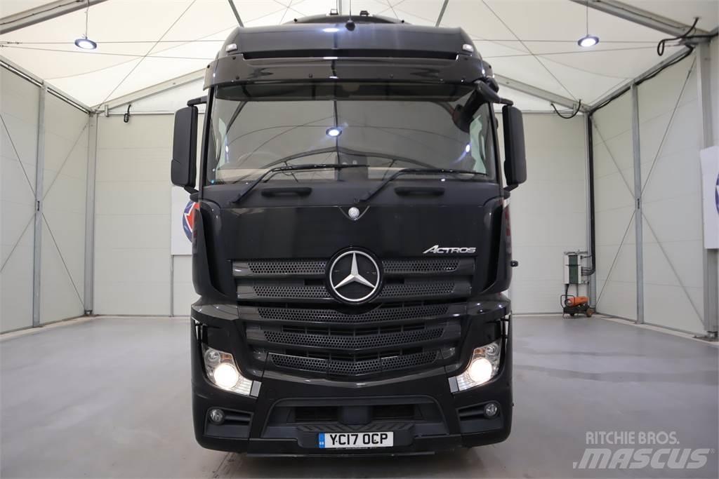 Mercedes-Benz Actros 2545 Conventional Trucks / Tractor Trucks