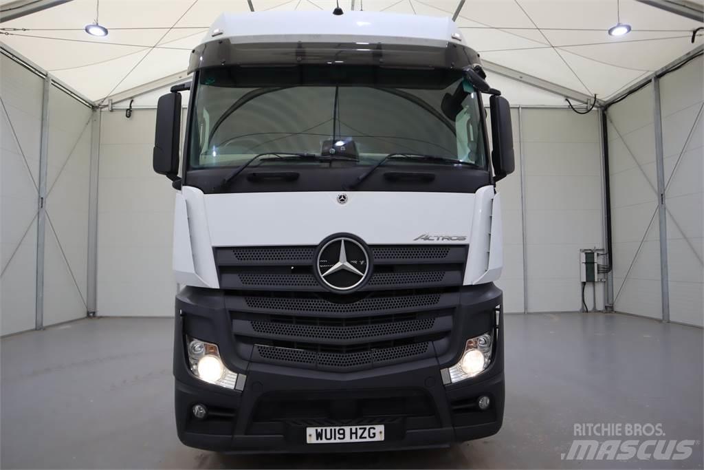 Mercedes-Benz Actros 2545 Conventional Trucks / Tractor Trucks