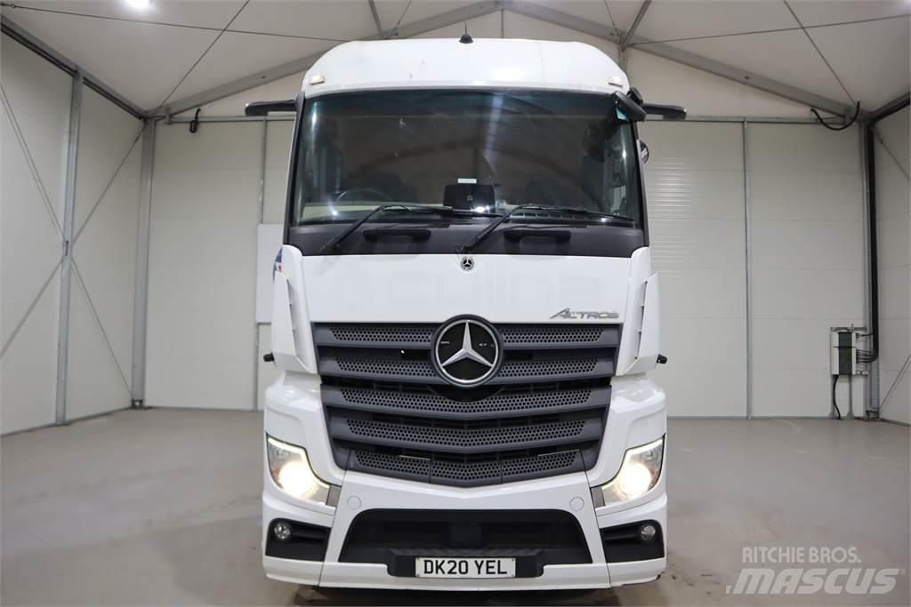Mercedes-Benz Actros 2545 Conventional Trucks / Tractor Trucks