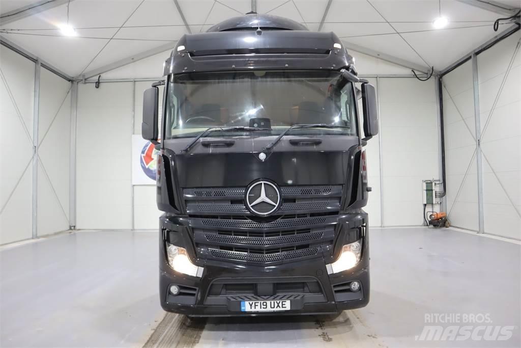Mercedes-Benz Actros 2545 Conventional Trucks / Tractor Trucks