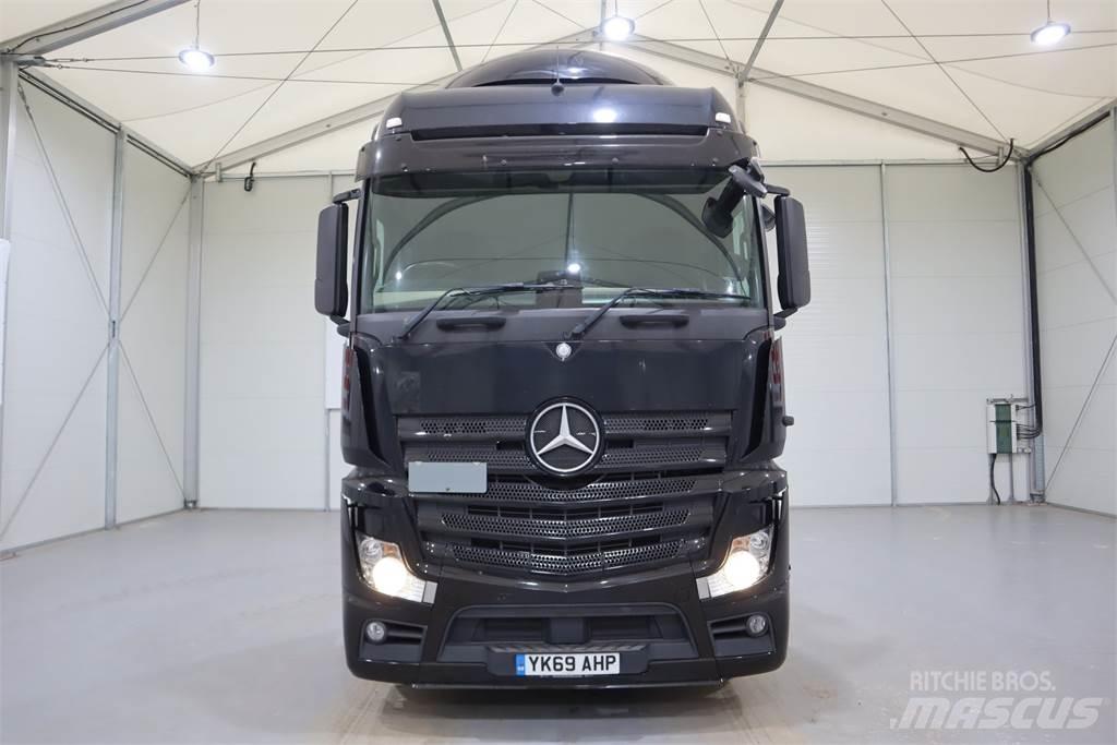 Mercedes-Benz Actros 2545 Conventional Trucks / Tractor Trucks