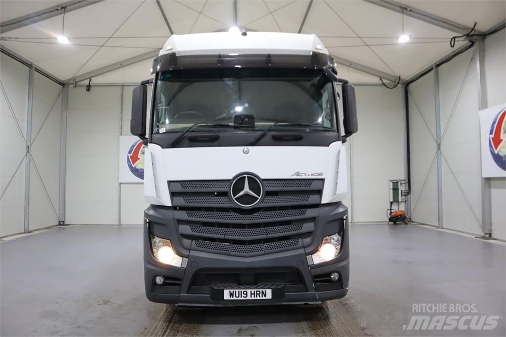 Mercedes-Benz Actros 2545 Conventional Trucks / Tractor Trucks