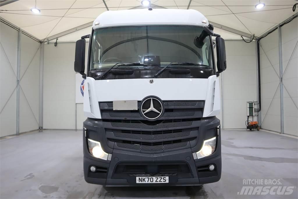 Mercedes-Benz Actros 2545 Conventional Trucks / Tractor Trucks